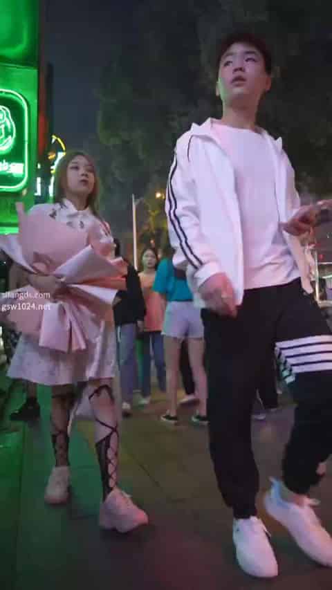 fbaf3e5a-212b-4201-b0a0-0a18010cf972.mp4