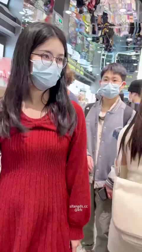 781e6bcb-0541-40c8-92d0-b03d06048547.mp4