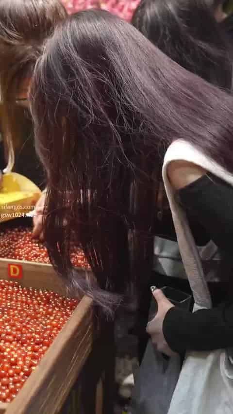 ac76afcd-1623-466e-8d8f-631844697e2a.mp4