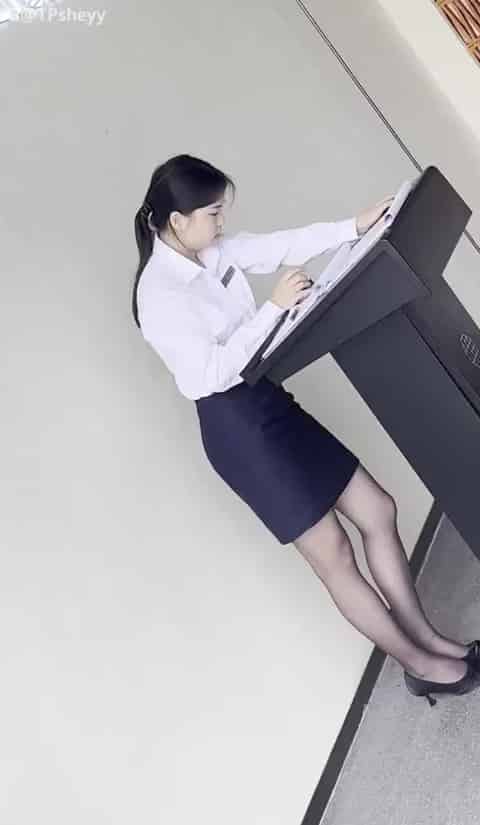 a6437927-c1df-4dc5-b2e2-136eb22a3306.mp4