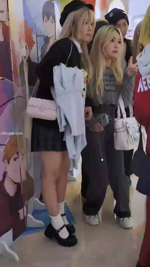 faf35120-d068-4fad-99f2-77f663878b00.mp4