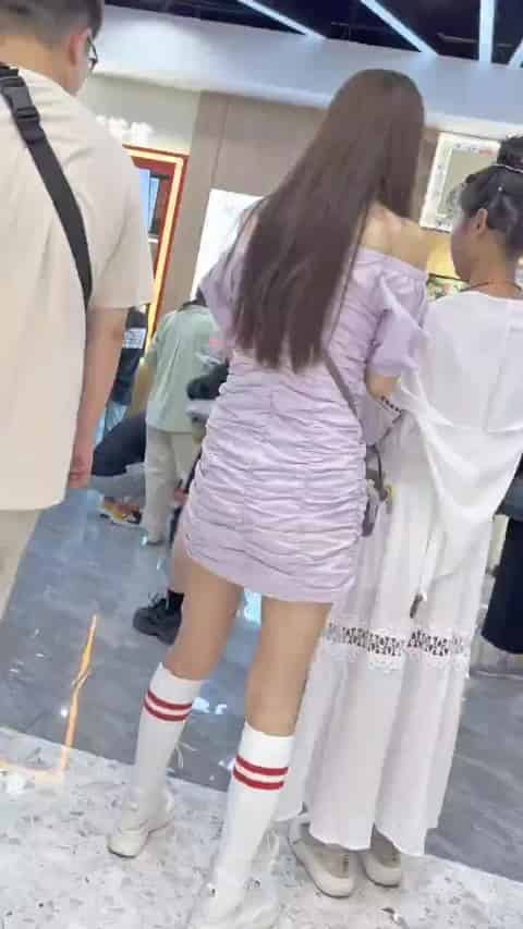 69f73964-9205-45c8-b03d-16d7ce829712.mp4