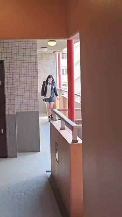 d5cf2ecb-ef90-4ed0-ac9e-d6c7fdca24db.mp4