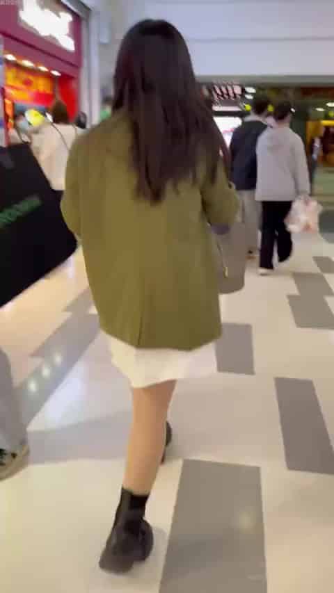 cea22254-4944-4ae5-ae58-d6e59a25bb69.mp4