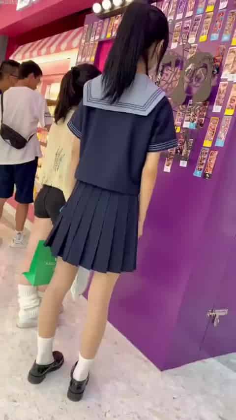 53ced243-d3eb-4b6b-bc0d-f2e5df073717.mp4