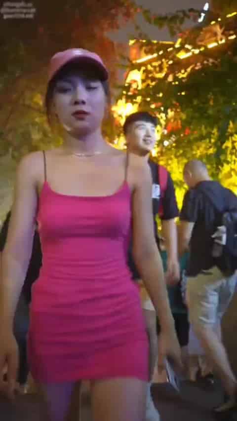 17a805b2-6823-4dea-a12e-c3c9b4f06be2.mp4