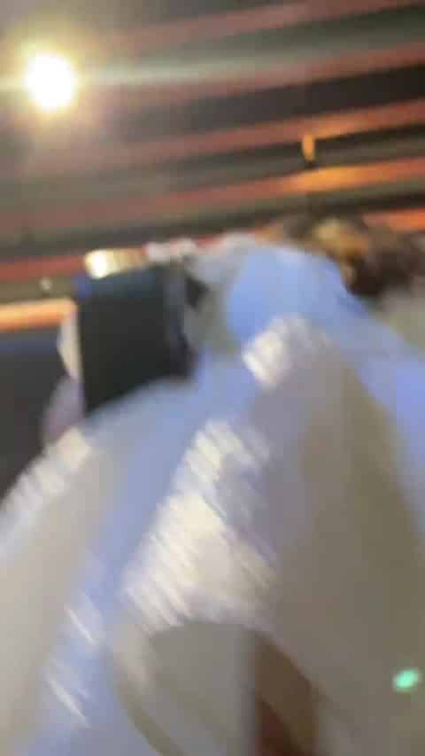 8eab5dec-b410-4cdf-8452-c1e72e79e29e.mp4