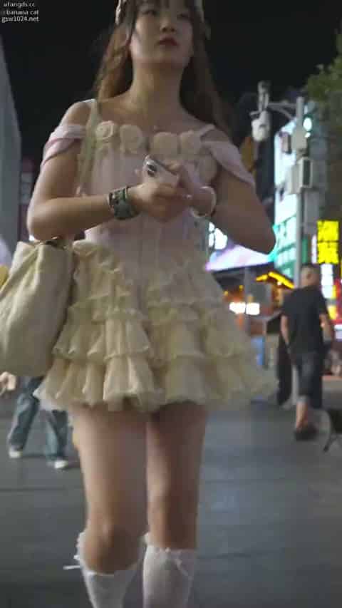 e9e3891e-9e13-462e-b6fa-04e68ecd5f9d.mp4