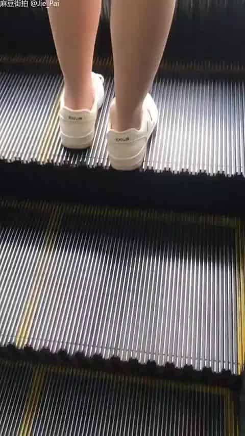 16d44139-da07-41b7-962e-3bd2a3312072.mp4