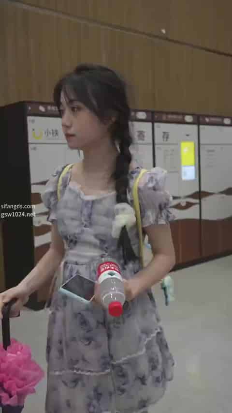 258900d3-7f81-4455-a2d7-10930665f120.mp4