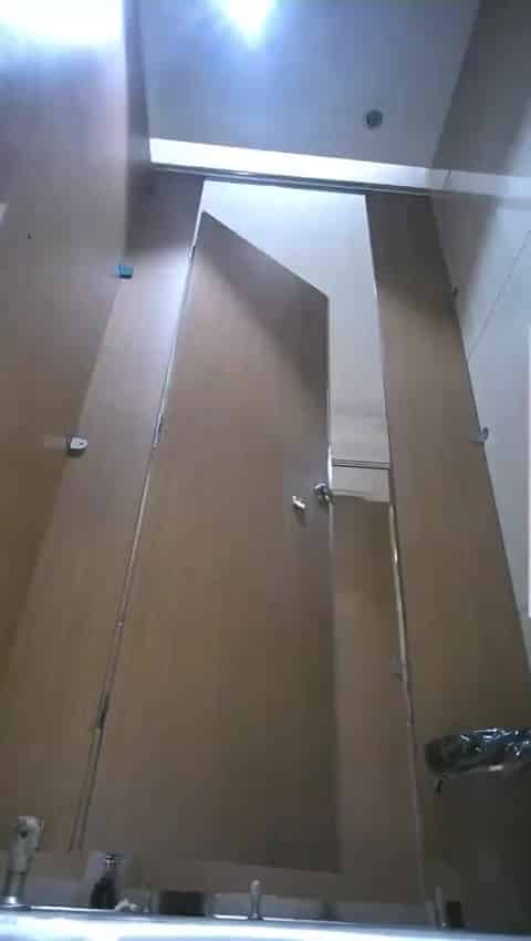 d5a17927-0f03-4d47-afa2-f1dde4bcc156.mp4