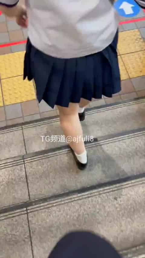 ba529193-2a15-453d-b88b-0efe4d107c04.mp4