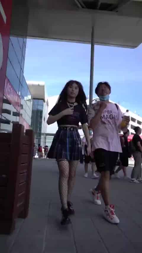 77a31a64-6524-411b-ba00-2662f5e6db18.mp4