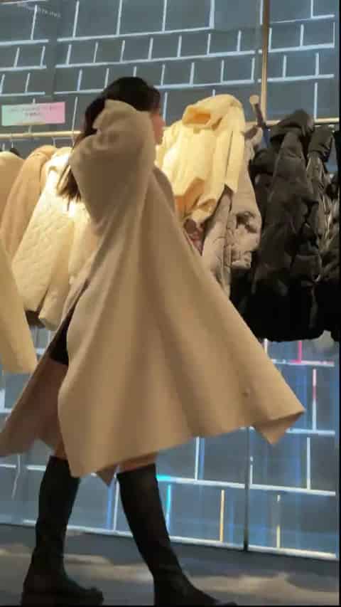 808606c8-3f5a-41b0-bdcc-0e05668fb809.mp4