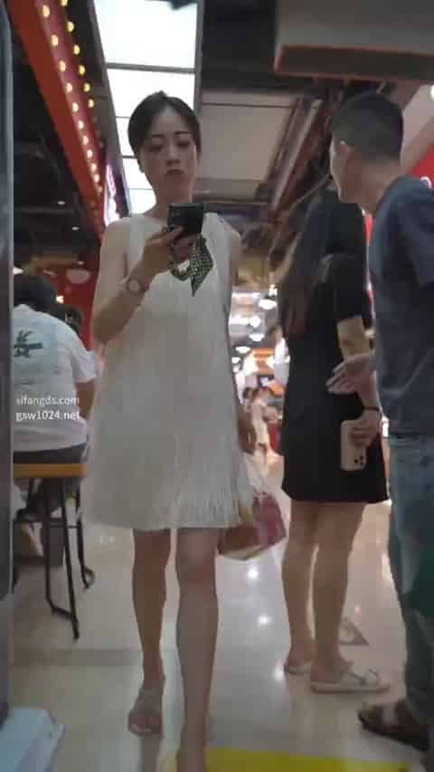 8830ec27-f700-4d52-91ba-a5f9a9d97d4e.mp4