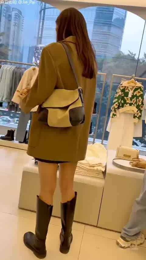 47762736-e8f8-4eb7-be09-f2d595c588c5.mp4