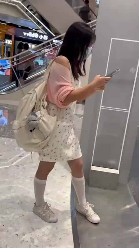 11133694-e2ff-495c-a587-bc9e5b0409f9.mp4