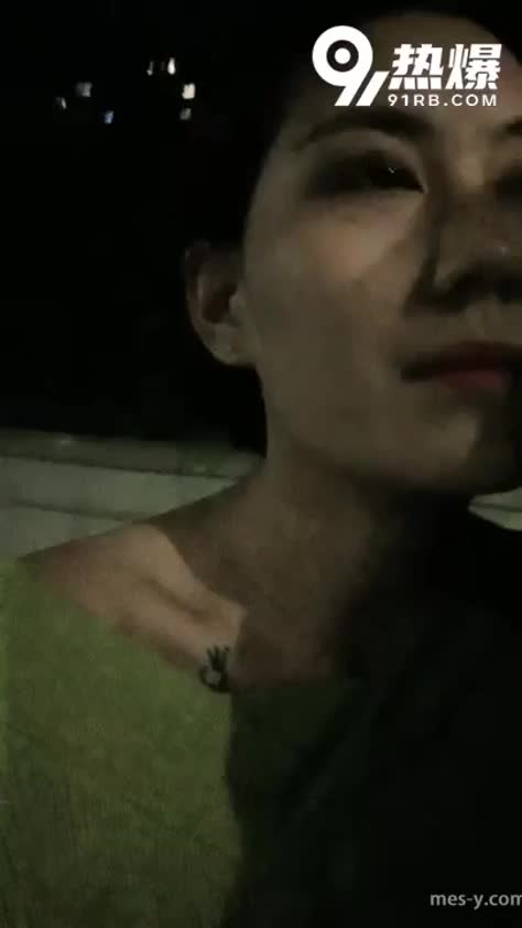 8c956157-eefe-4007-898c-15b66615bb97.mp4