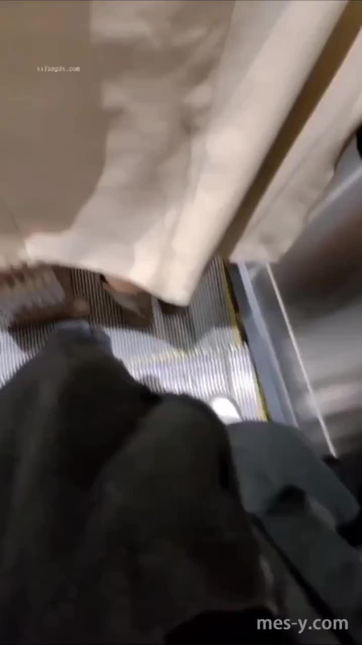 af3e5de5-fa7e-499d-9c38-2e67aff8b2a5.mp4