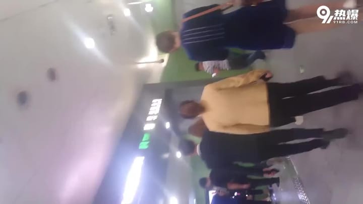 1d845b44-23de-46a4-999b-4750742111f7.mp4