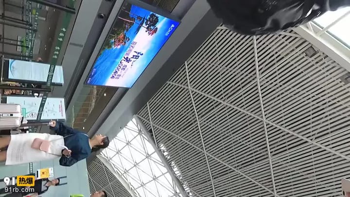 45b50869-8416-4d89-9f1d-97deb6c45563.mp4