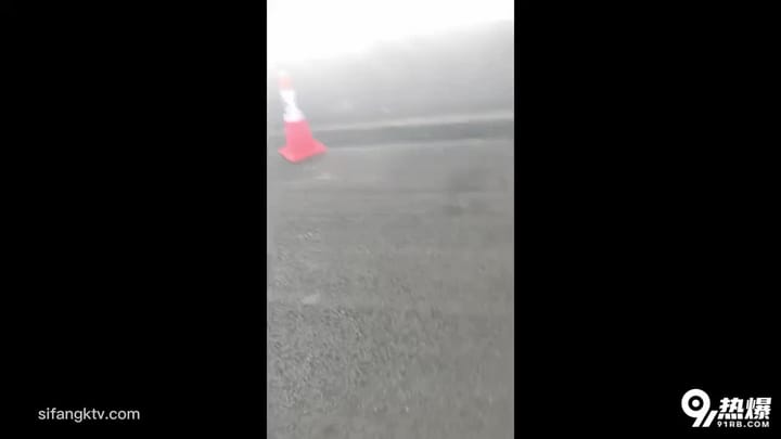 9aee6867-e4ef-443e-9591-8f8a3237a220.mp4