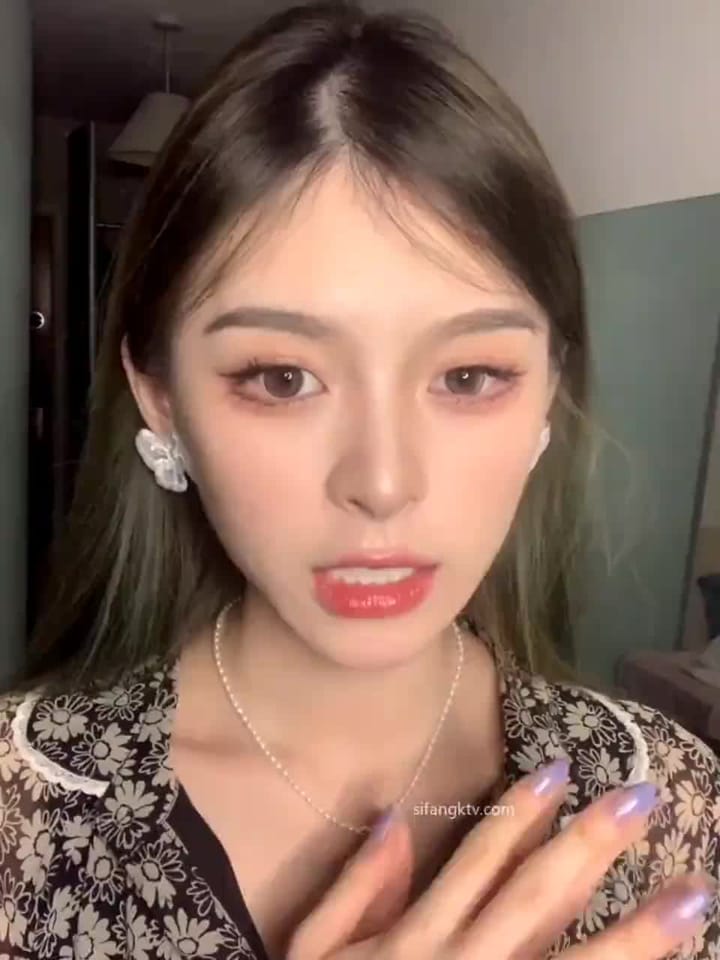 85d48b62-a1e8-4b3f-858b-a8d2f2236684.mp4