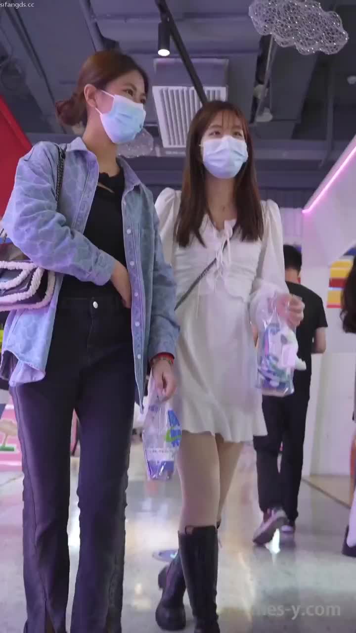 bc858716-31a9-4822-95a8-e967cbcc478f.mp4