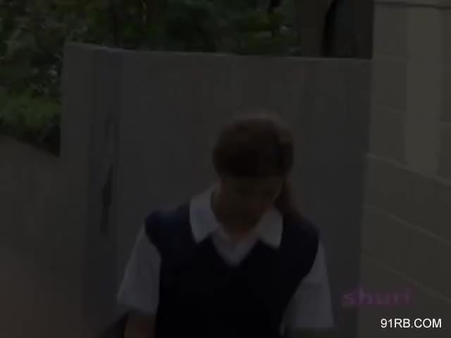 60b47d28-b677-4b24-8fc4-20dd65a55d10.mp4