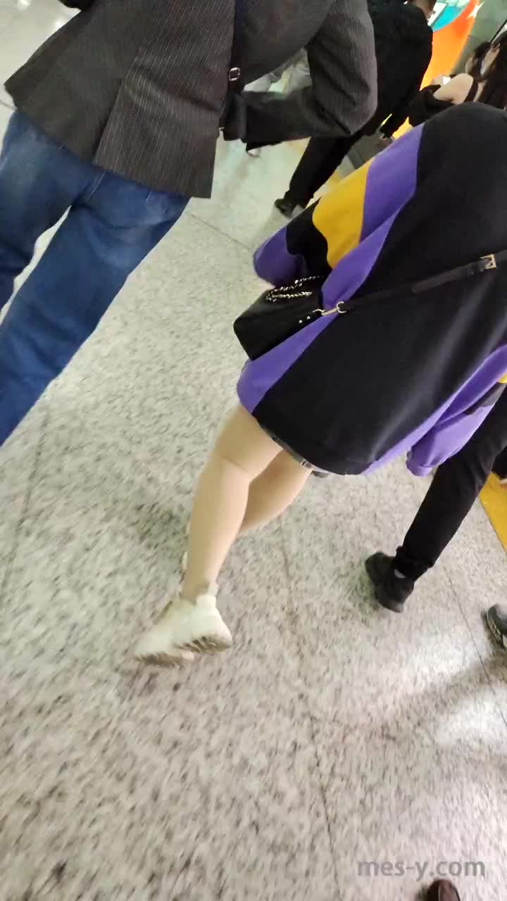 1769de89-86fa-4e0b-94e4-c4c5e91df57a.mp4