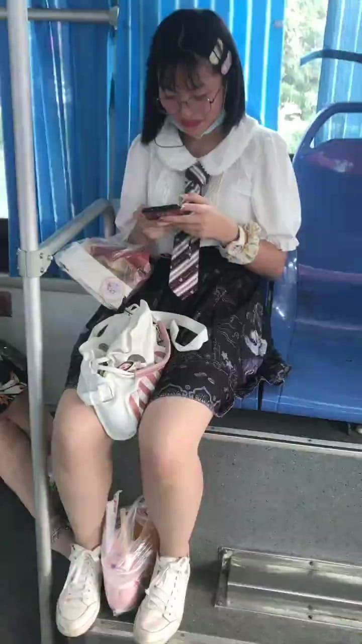 d54bb253-4c77-4d12-9413-b44ab2332c1e.mp4