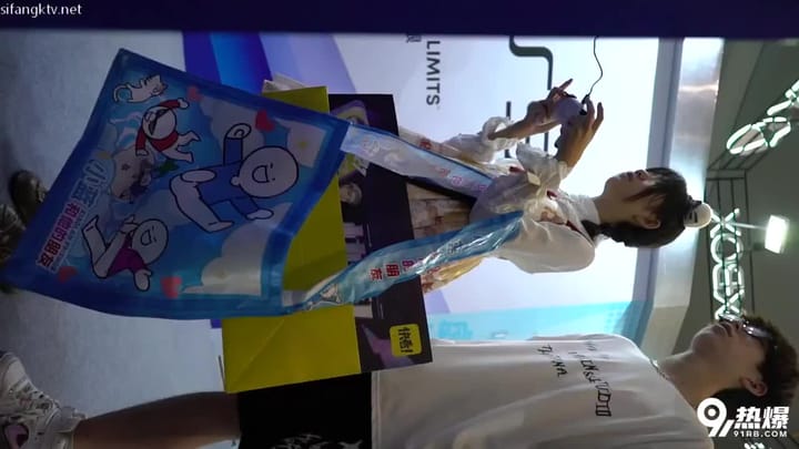 8cf277e1-4348-40e6-968d-8014046f2397.mp4