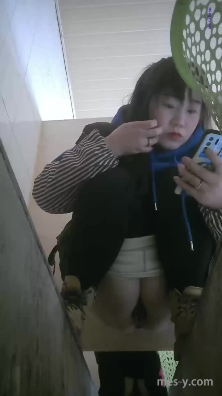 405d388e-3af9-4b18-a0ae-f52f7ffcfae1.mp4