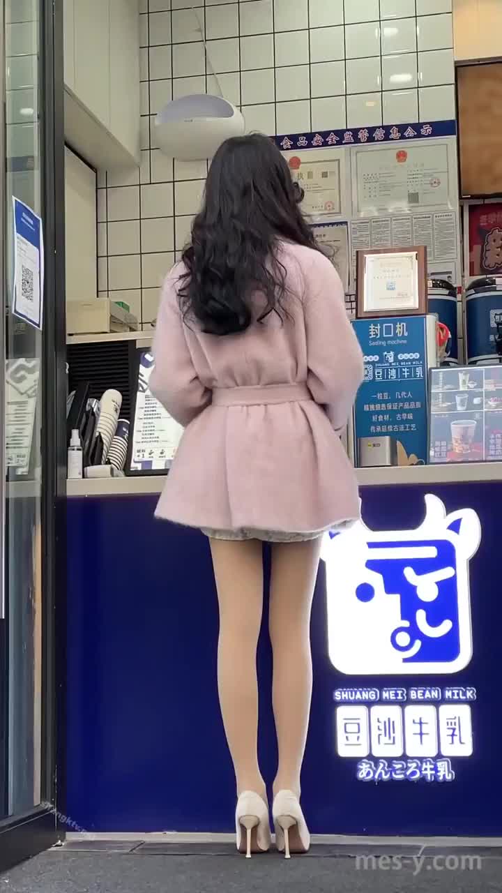 3bfcddf9-2e9b-4038-95b9-adae86f7dc8f.mp4