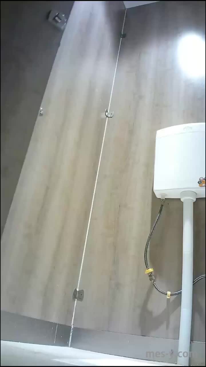 f44a54e7-a3b9-45c9-9339-45eea02d839a.mp4