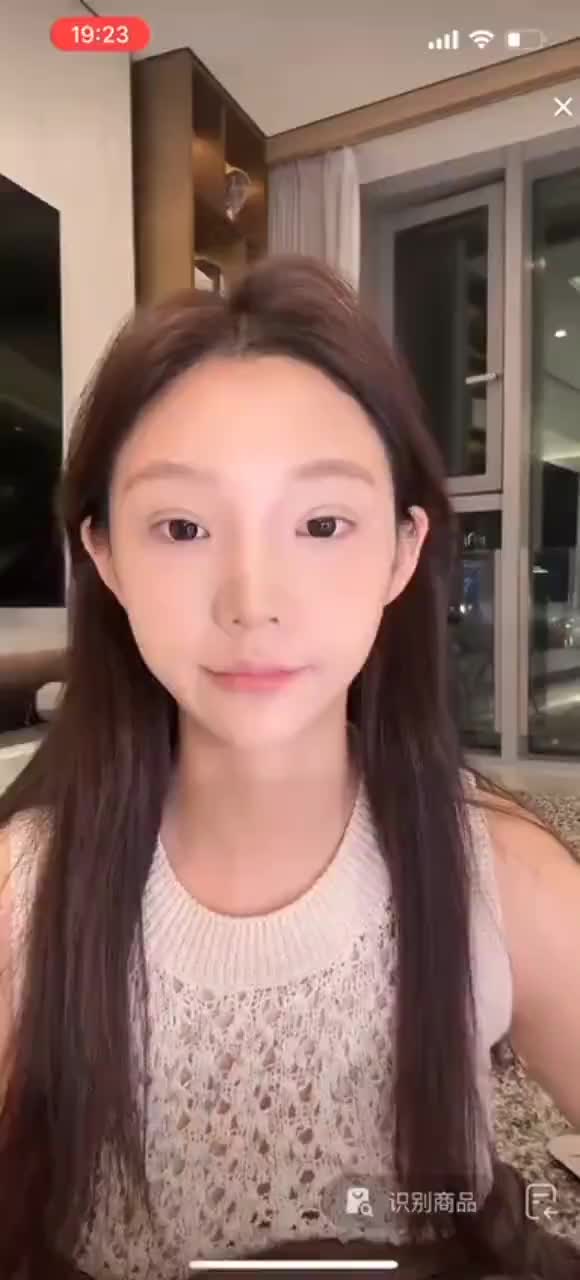 6565e65d-a1da-48cc-9f73-9aeb2a3d0c0f.mp4