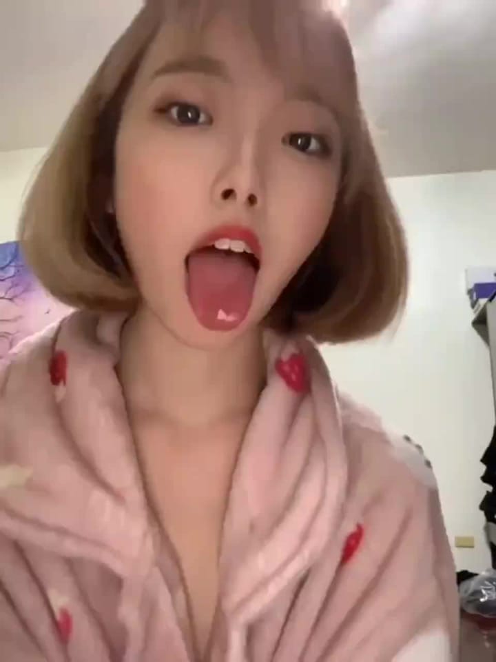 cff19f89-0151-42a5-97b7-c2312e18b72b.mp4