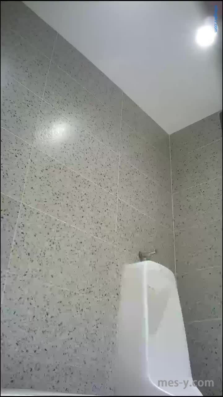 b446be5e-a2bb-4f4e-884c-5631ae0b48b5.mp4