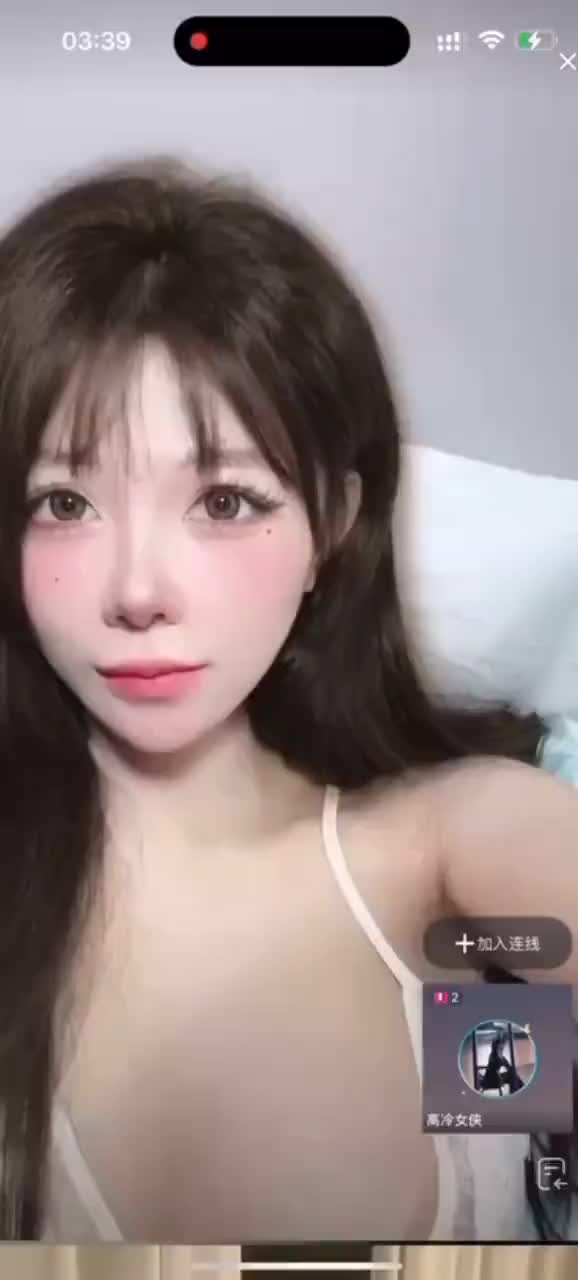 b7a77357-178a-48dd-8aba-b19617434a52.mp4