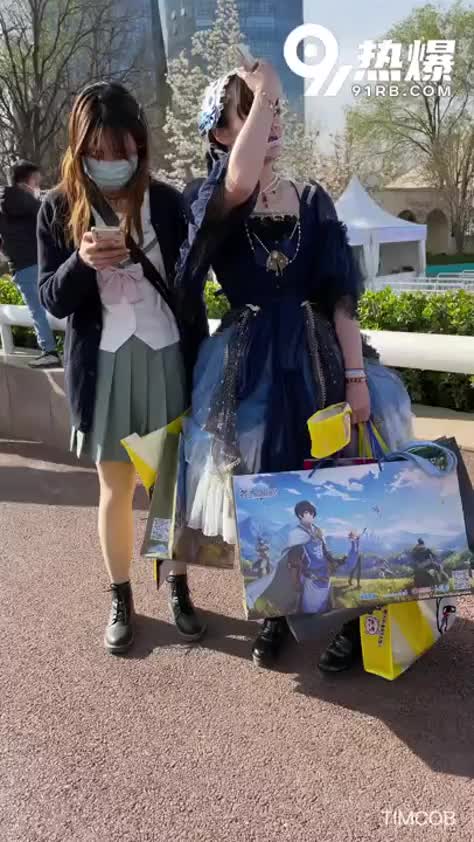 4a83313b-ec02-4bed-adee-ab6b411f729e.mp4