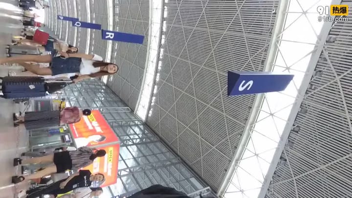 3387e8c7-e454-4262-bf32-8e2278efbc20.mp4