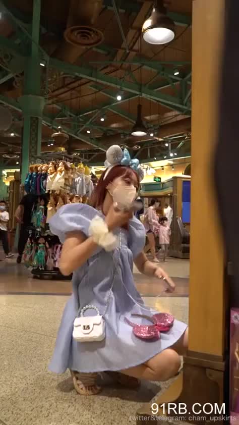 007590e0-de72-4f5a-8be0-1fb5bb4fe2bb.mp4