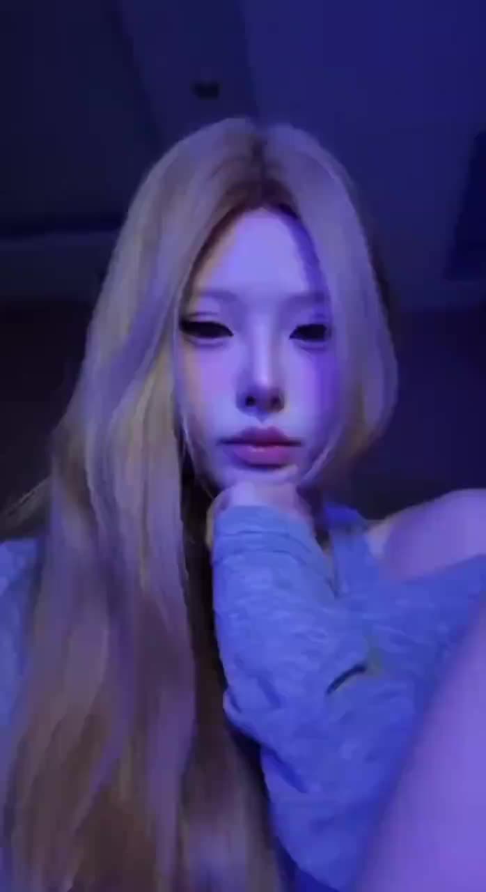 e67da4a5-9eea-4b44-9cf2-8ce38c670937.mp4