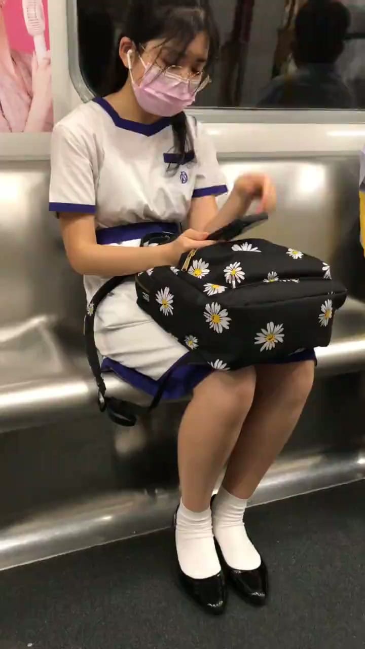 22ba4b3e-6985-4c42-900c-c756f71c8c72.mp4