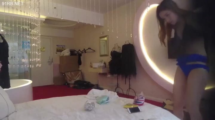 f7d6e688-caf3-4395-b8f2-da65b0c9e520.mp4