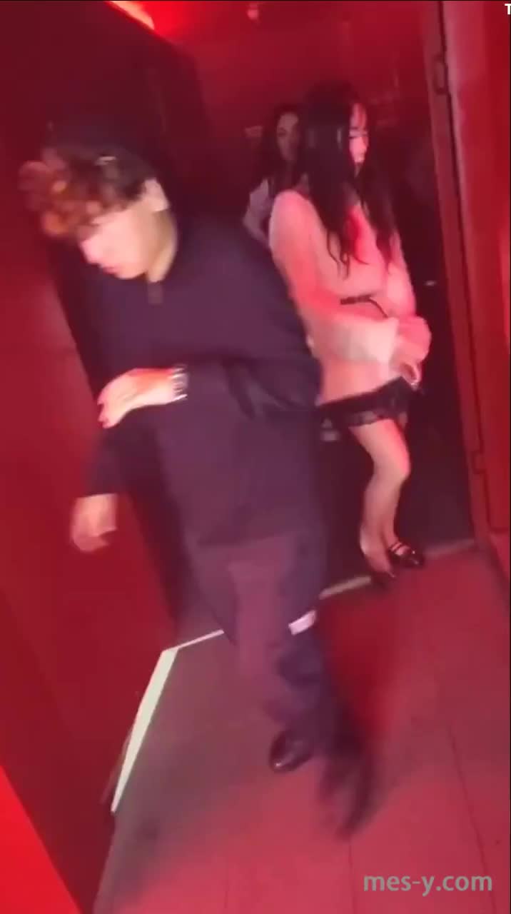 0ea8c04a-7cc6-4777-be3e-86cd94dda43f.mp4