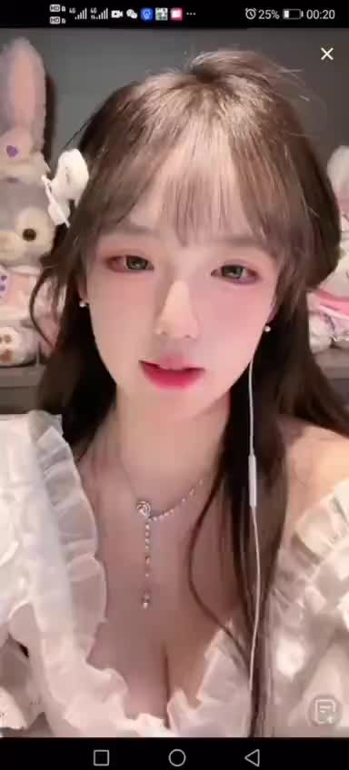 af66f5ea-96a4-42d0-a781-c653c0ada235.mp4