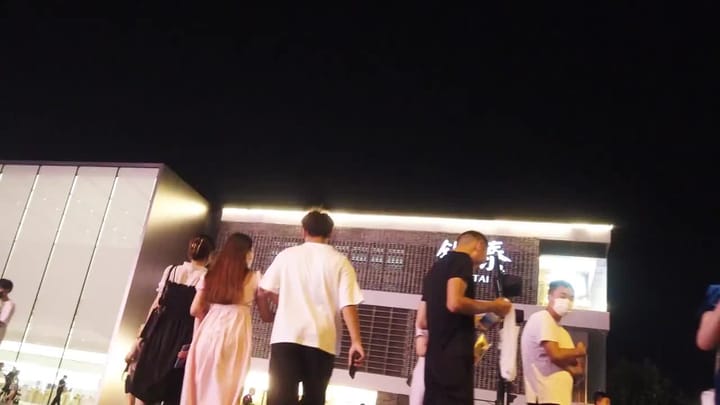 b3aaac98-0ccc-4b82-8a45-a9868a965eca.mp4