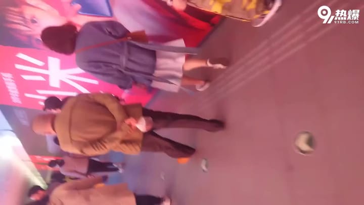 5b1400dc-2e64-4b81-a166-bf65a442a986.mp4