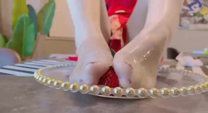 fe62a857-7f3e-4f3e-80c4-75cbc5b6197f.mp4